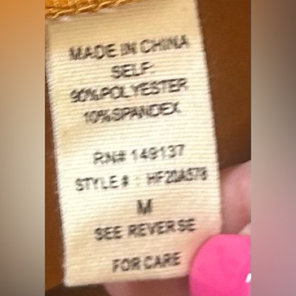 🍂🍁Fall Outfit! Faux Suede Button Up Dress. Gold Color. Short Sleeves. Size M. - Picture 8 of 9